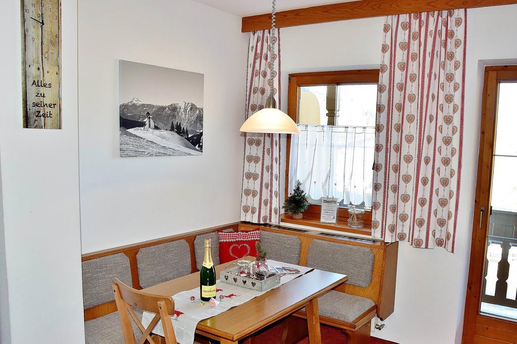 Tennladen Apartments Niederau Bagian luar foto